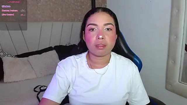 AliceSmity  online show from 04-11-26, 12:20