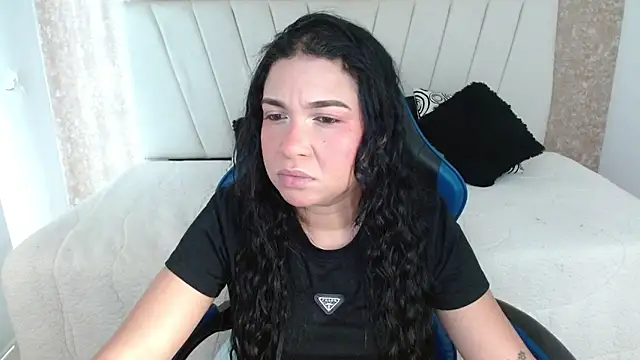 AliceSmity  online show from 03-12-26, 12:09