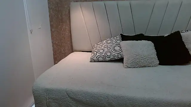 AliceSmity  online show from 04-18-26, 11:56