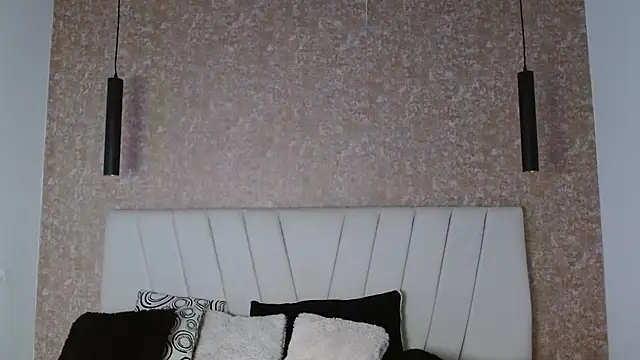 AliceSmity  online show from 04-04-26, 11:28