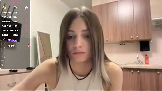 AidaGloshen online show from 11-18-25, 04:10