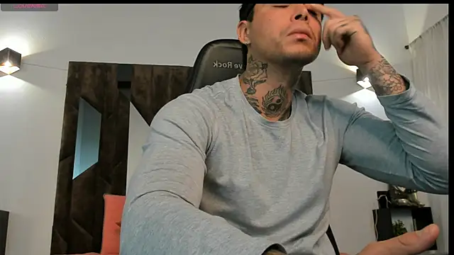 MATEO DILUCA online show from 11-05-25, 10:18