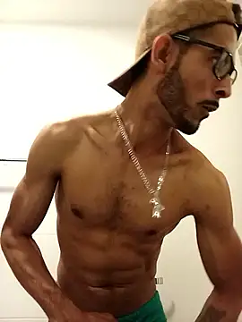 LeandroLima23Cm online show from 11-05-25, 11:08