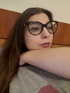 Snapshot of sweetbabygirlforyou chatting on 03-17-26, 05:27 sweetbabygirlforyou online show from 03-17-26, 05:27