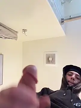 slimshadypt2 online show from 02-09-26, 09:29