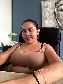 Snapshot of Alejandrasmithh chatting on 10-24-25, 09:58 Alejandrasmithh online show from 10-24-25, 09:58