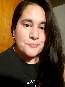 Clara Arg online show from 11-13-25, 01:31