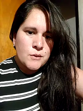 Clara Arg online show from 11-14-25, 01:31