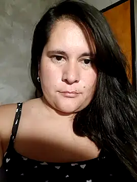 Clara Arg online show from 01-08-26, 02:06