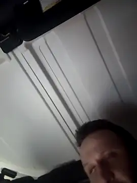 Snapshot of Fuckboyguyman chatting on 02-17-26, 11:29 Fuckboyguyman online show from 02-17-26, 11:29