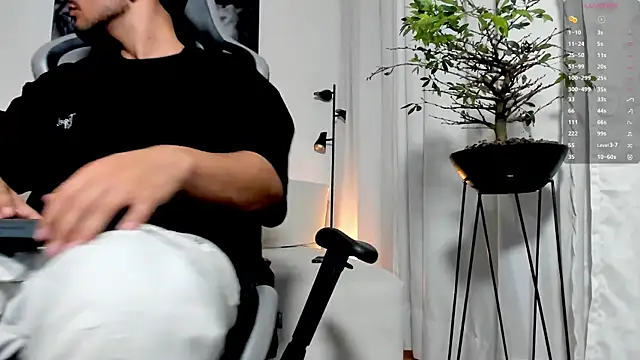 IamKael  online show from 02-12-26, 02:22