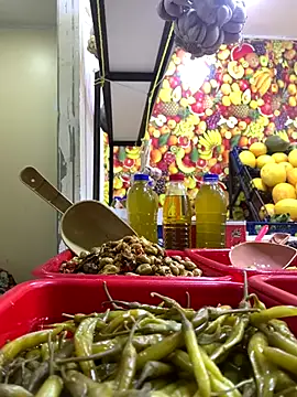 Unique-Man online show from 10-25-25, 11:31