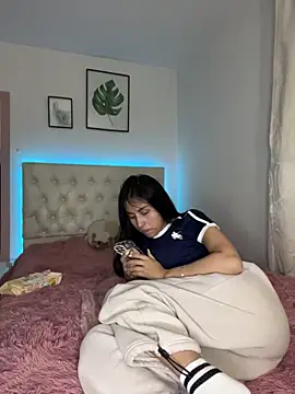 BIJOU SECRET online show from 04-02-26, 05:25