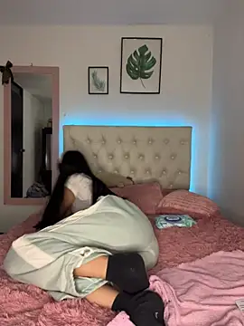 BIJOU SECRET online show from 03-01-26, 05:51