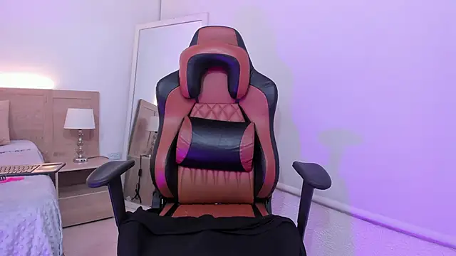 whisper nova online show from 02-07-26, 05:04