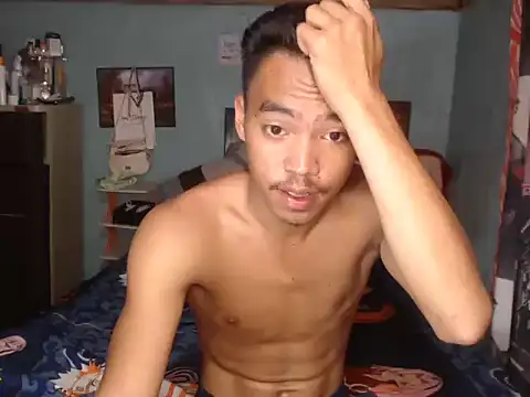 slimraz02 online show from 05-21-26, 04:54