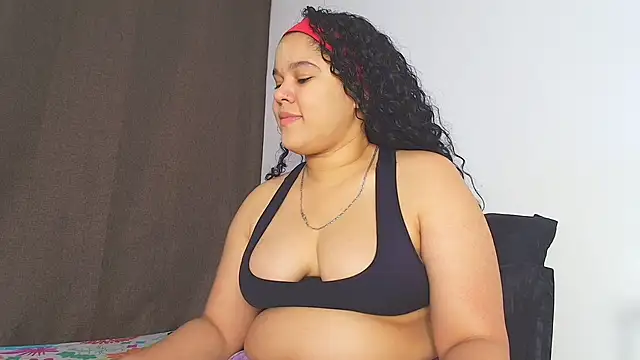 Snapshot of Kesha_rosse_ chatting on 06-20-26, 06:40 Kesha rosse online show from 06-20-26, 06:40