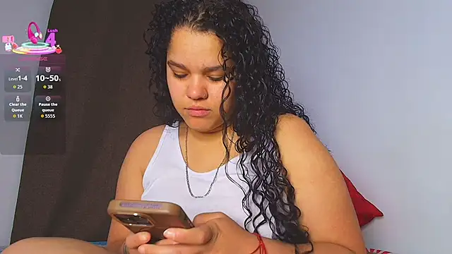 Snapshot of Kesha_rosse_ chatting on 06-21-26, 06:52 Kesha rosse online show from 06-21-26, 06:52