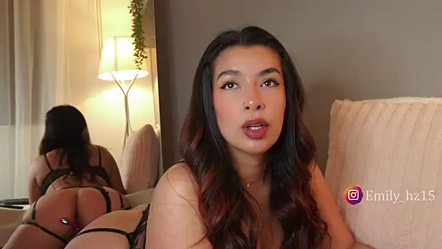 Missemily 11 online show from 04-28-26, 09:46