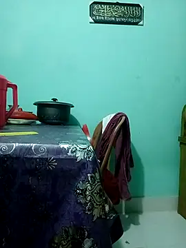 Chadni19 online show from 11-28-25, 03:56