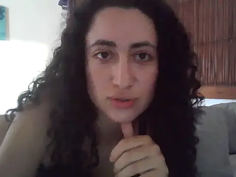 Snapshot of eleganceafterdark chatting on 10-25-25, 05:46 eleganceafterdark online show from 10-25-25, 05:46