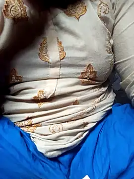 Naughty Mow online show from 10-29-25, 04:00