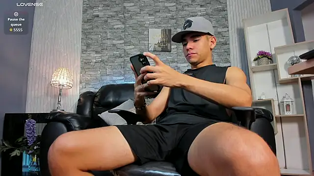 zack joness18 online show from 05-29-26, 04:40