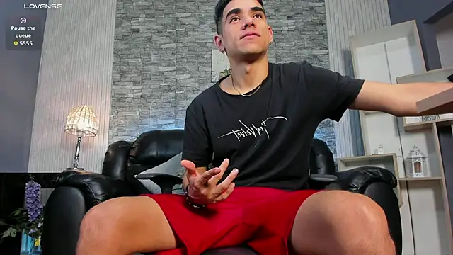 zack joness18 online show from 05-28-26, 04:09