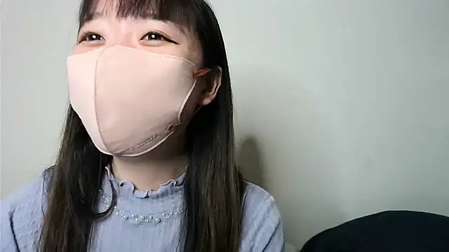 Snapshot of yua_chan00 chatting on 02-11-26, 03:56 yua chan00 online show from 02-11-26, 03:56