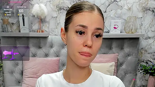 CandysSweet online show from 11-18-25, 01:10