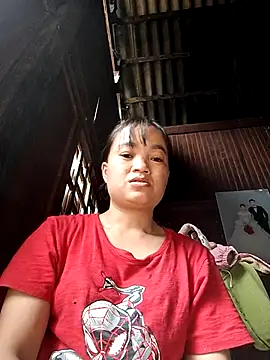 Noelle-e online show from 10-30-25, 05:17