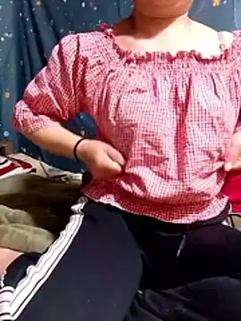 Snapshot of Phoena-a chatting on 03-26-26, 11:30 Phoena-a online show from 03-26-26, 11:30