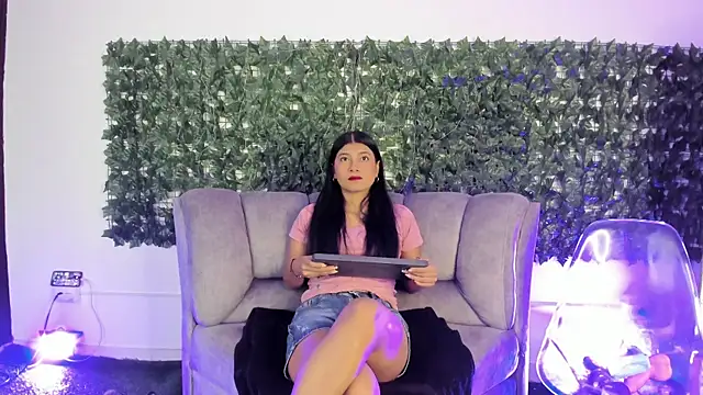 Snapshot of YeseniaRodriguez3 chatting on 07-06-26, 12:56 YeseniaRodriguez3 online show from 07-06-26, 12:56
