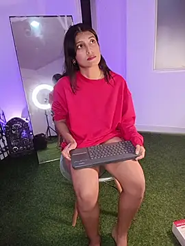 Snapshot of YeseniaRodriguez3 chatting on 10-29-25, 12:09 YeseniaRodriguez3 online show from 10-29-25, 12:09