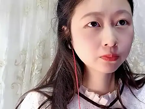 nuannuan35593 online show from 11-04-25, 12:09