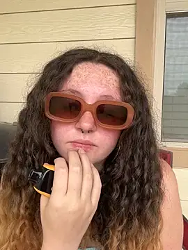 sugasunny04 online show from 02-18-26, 07:54