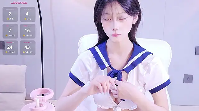 Snapshot of xiaoxi---n chatting on 07-01-26, 06:58 xiaoxi---n online show from 07-01-26, 06:58