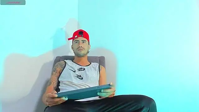 harold 777 online show from 11-07-25, 02:43