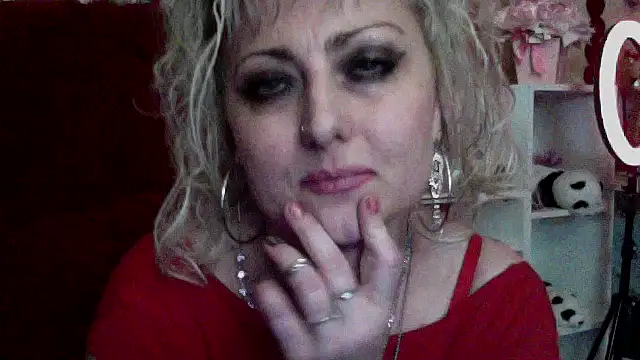 xHot Amazonq online show from 02-12-26, 08:08