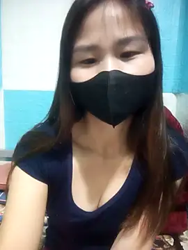 Donatella28 online show from 12-21-25, 02:08