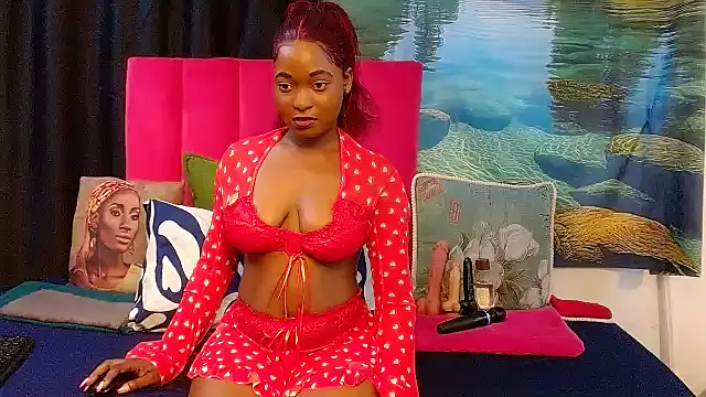 Snapshot of Lisa-001 chatting on 03-11-26, 06:02 Lisa-001 online show from 03-11-26, 06:02