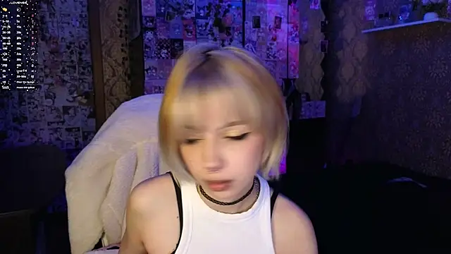 Snapshot of MissMorganMoon chatting on 02-16-26, 10:18 MissMorganMoon online show from 02-16-26, 10:18