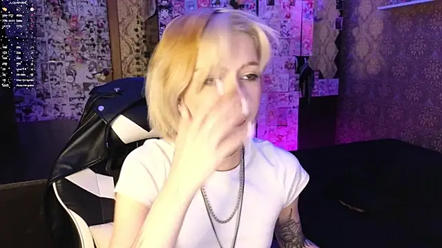 Snapshot of MissMorganMoon chatting on 02-13-26, 11:05 MissMorganMoon online show from 02-13-26, 11:05