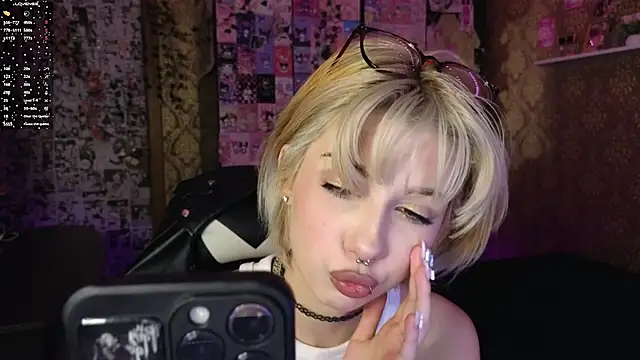 Snapshot of MissMorganMoon chatting on 02-09-26, 10:19 MissMorganMoon online show from 02-09-26, 10:19