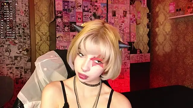 Snapshot of MissMorganMoon chatting on 02-02-26, 11:04 MissMorganMoon online show from 02-02-26, 11:04