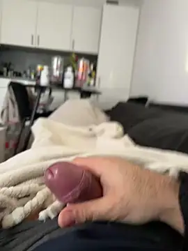 Snapshot of hasanka62 chatting on 02-04-26, 08:20 hasanka62 online show from 02-04-26, 08:20