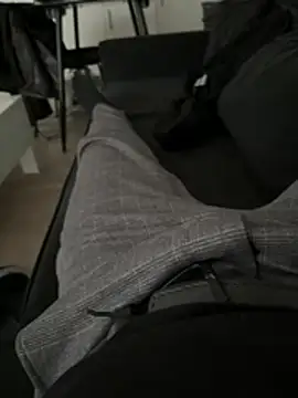 Snapshot of hasanka62 chatting on 02-14-26, 12:38 hasanka62 online show from 02-14-26, 12:38