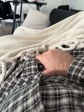 Snapshot of hasanka62 chatting on 02-07-26, 08:22 hasanka62 online show from 02-07-26, 08:22