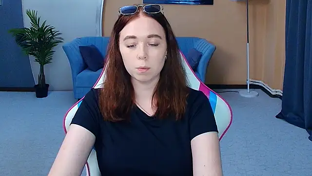 AddieOsler online show from 05-18-26, 07:51