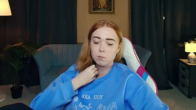 AddieOsler online show from 12-17-25, 08:47